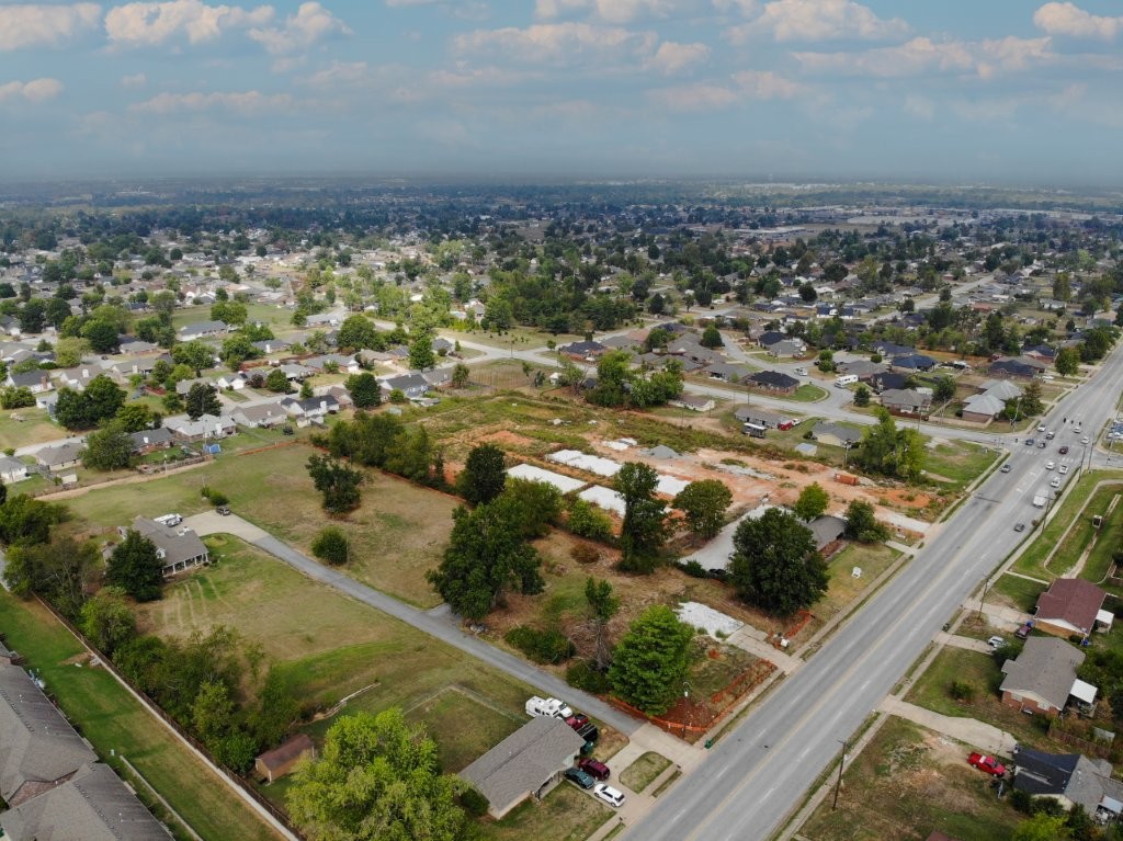 main property photo 12