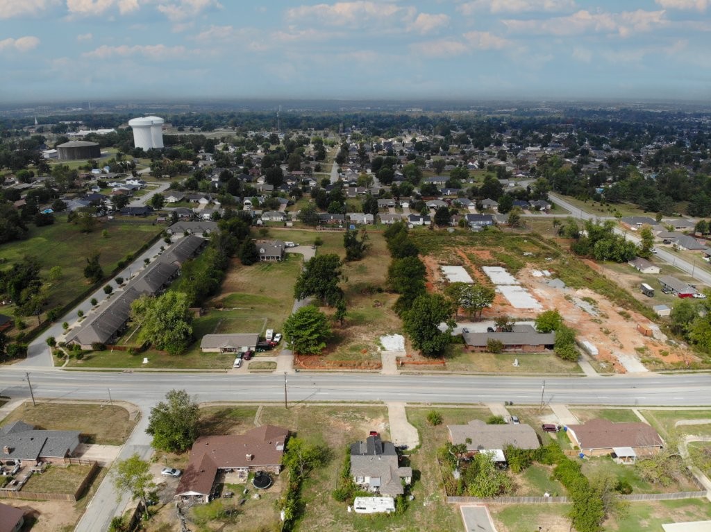 main property photo 17