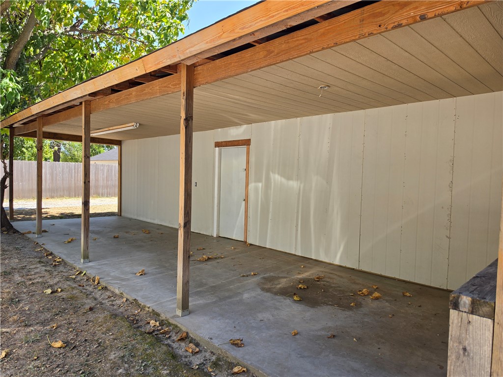 main property photo 35