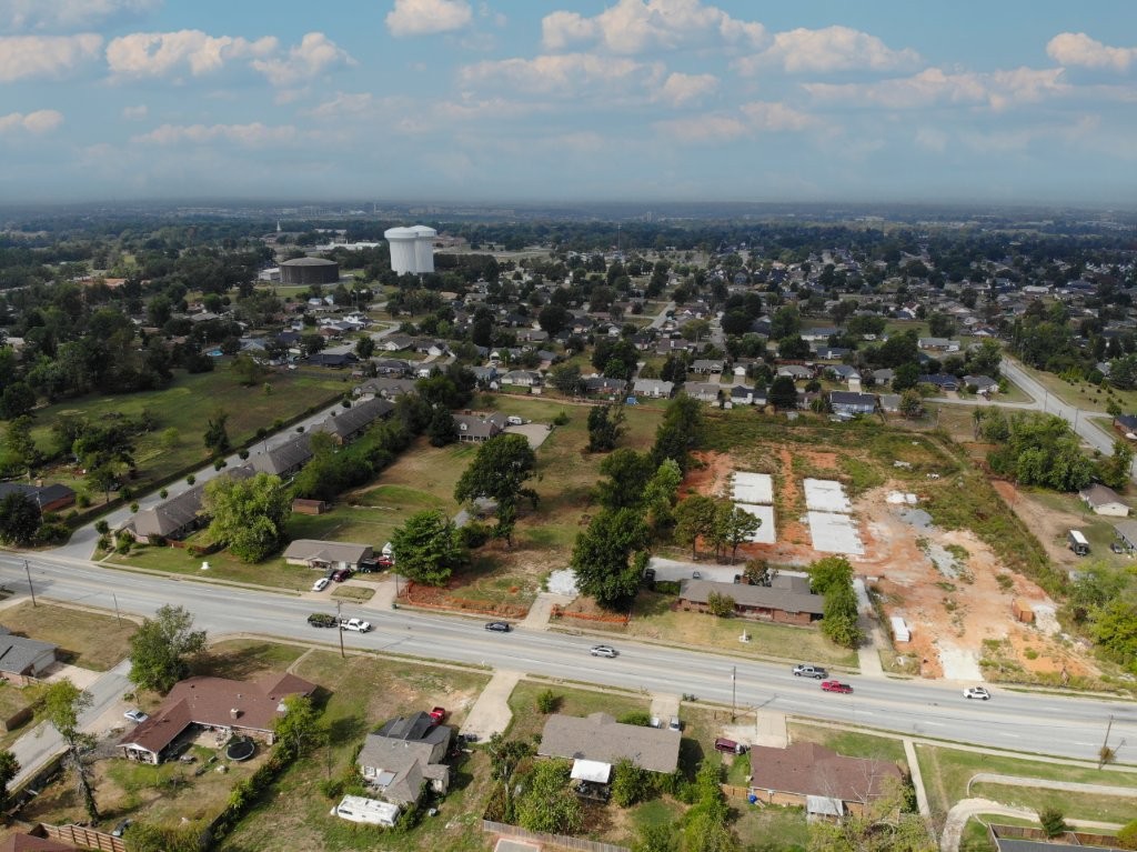 main property photo 19