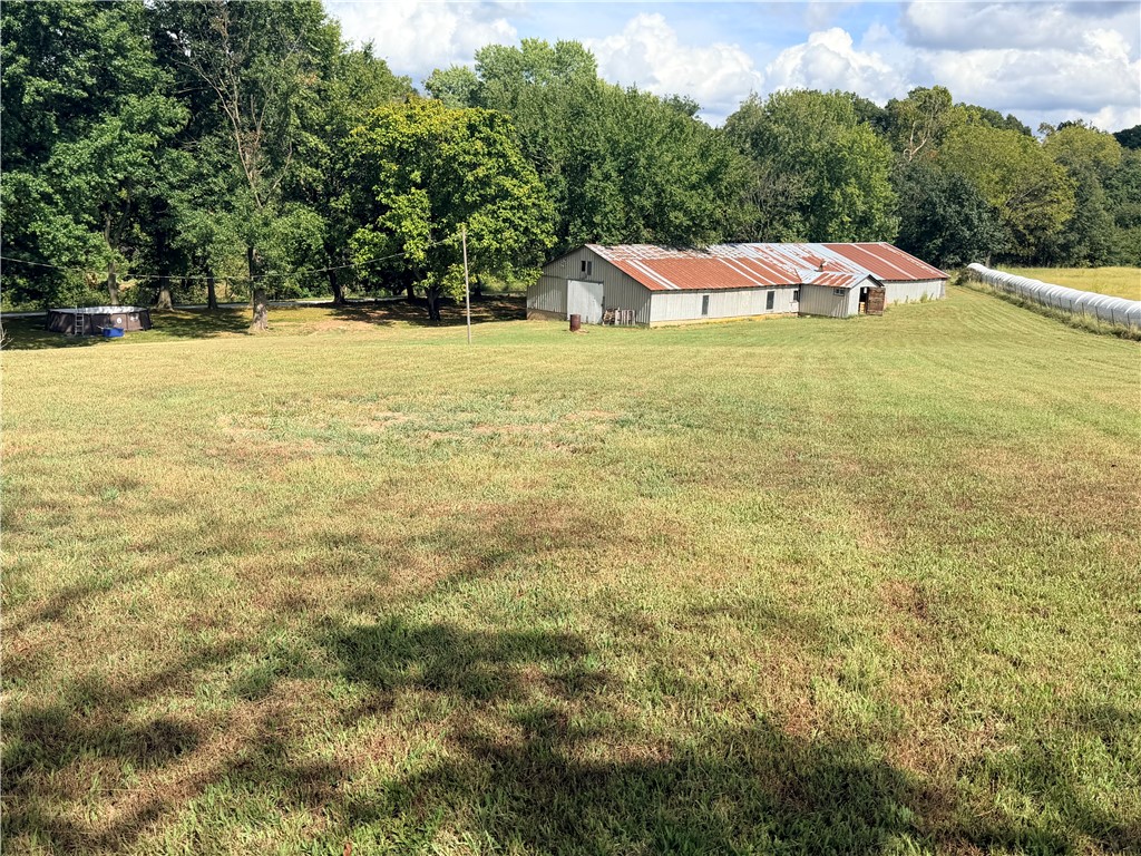 main property photo 10