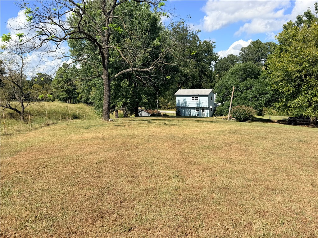 main property photo 9