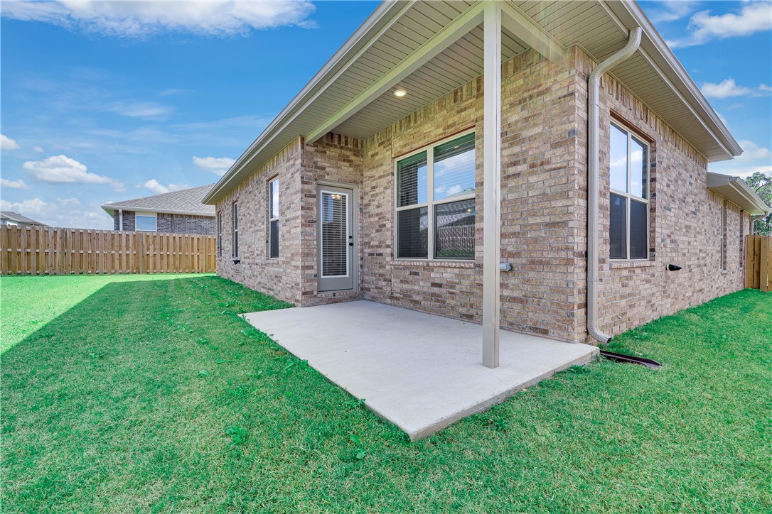 main property photo 23