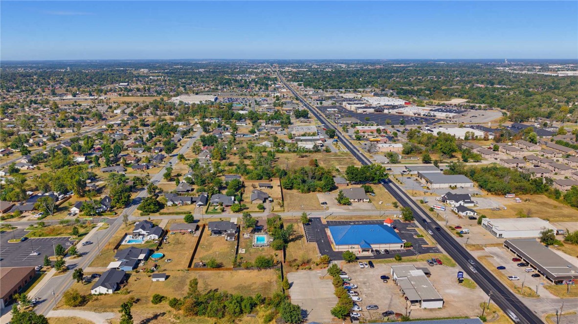 main property photo 31