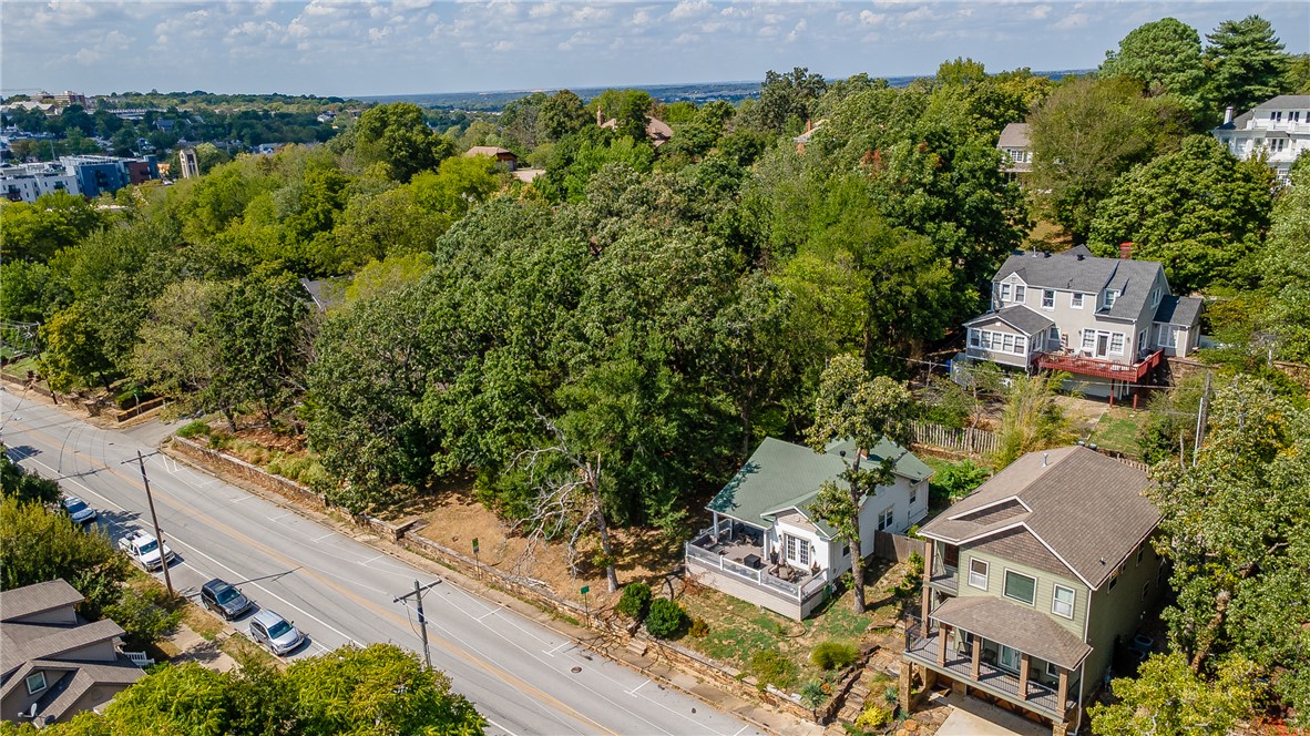 main property photo 18