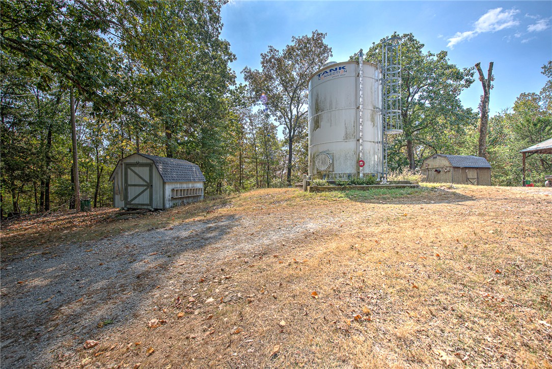 main property photo 29