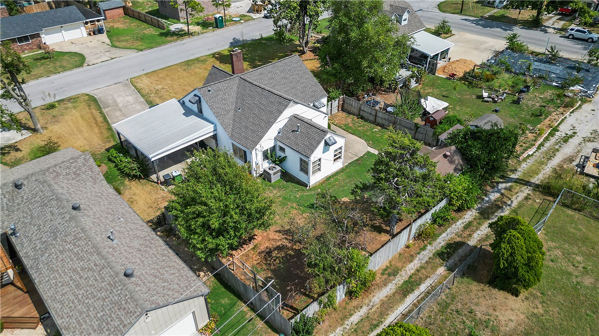 main property photo 7
