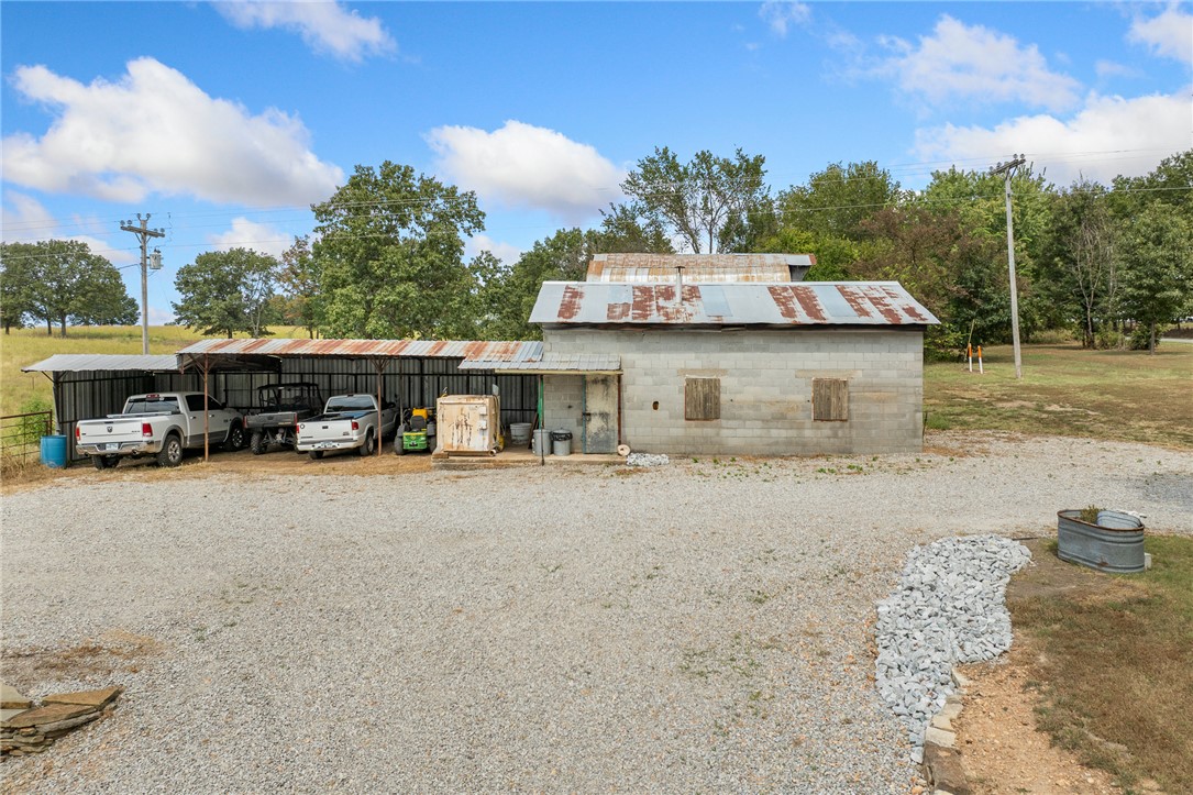 main property photo 37