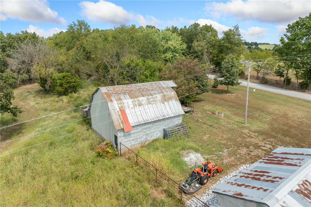 main property photo 39