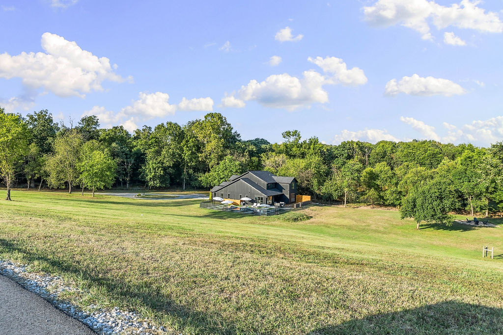 main property photo 50
