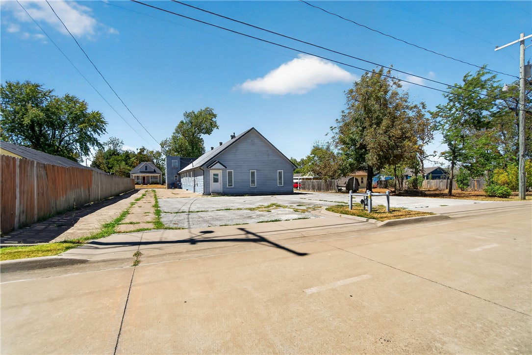 main property photo 5