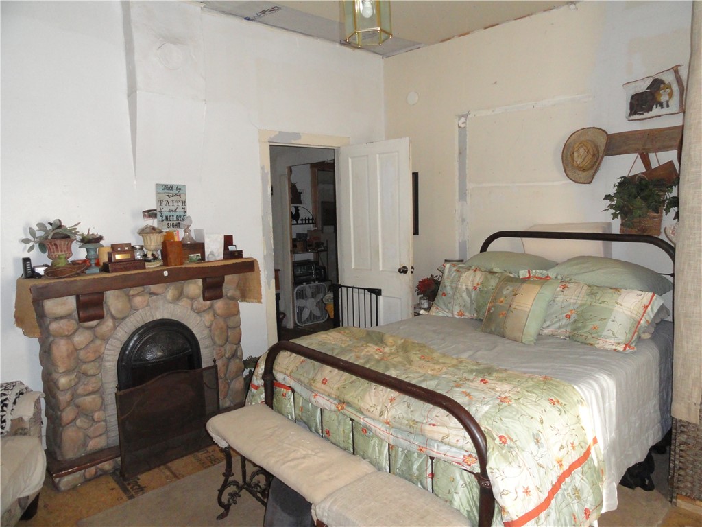 main property photo 19