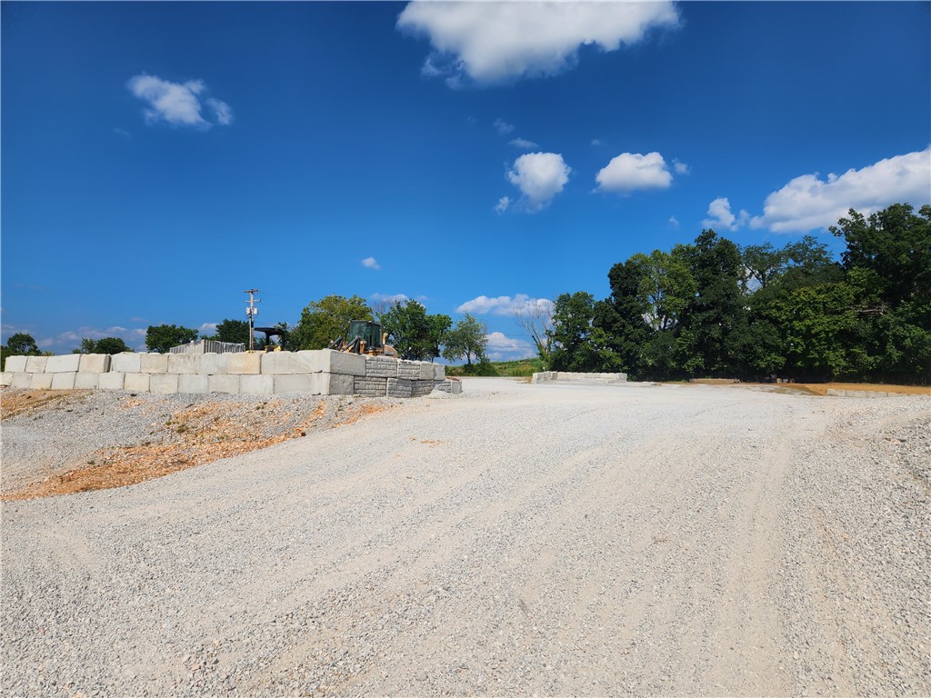 main property photo 21