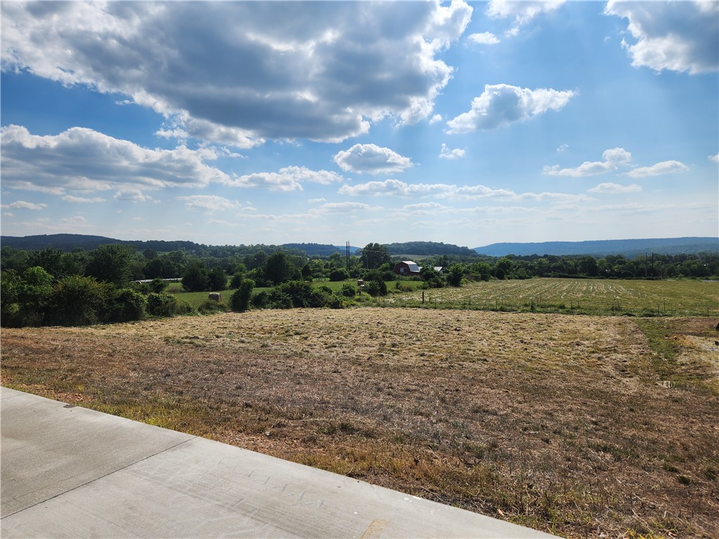 main property photo 33