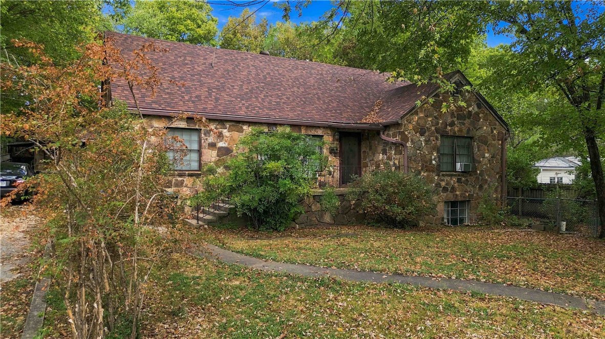 main property photo 28