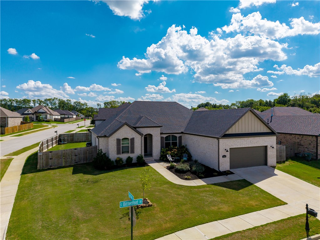 main property photo 2