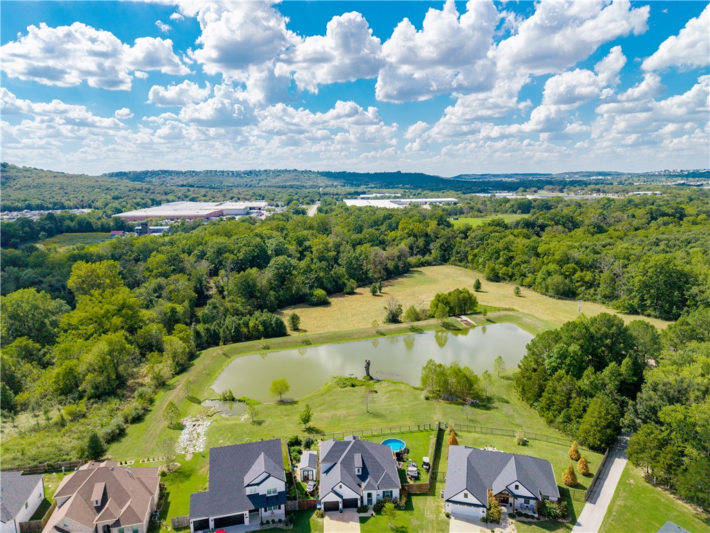 main property photo 45