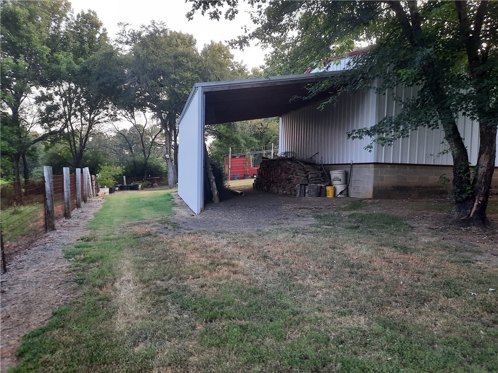 main property photo 8