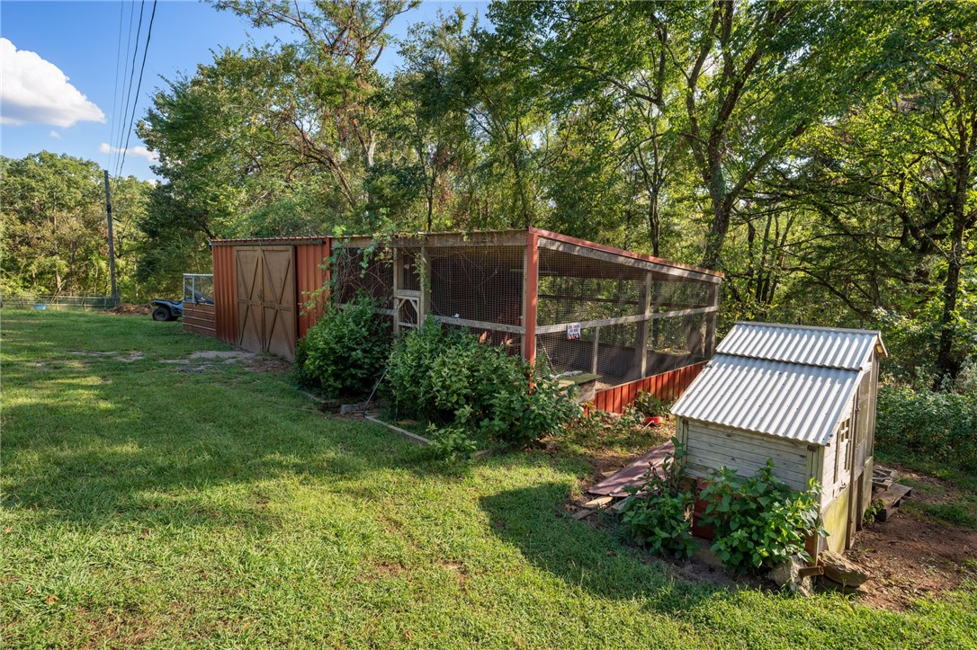 main property photo 29