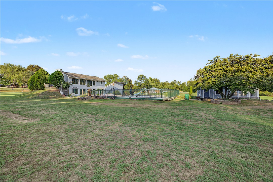 main property photo 19