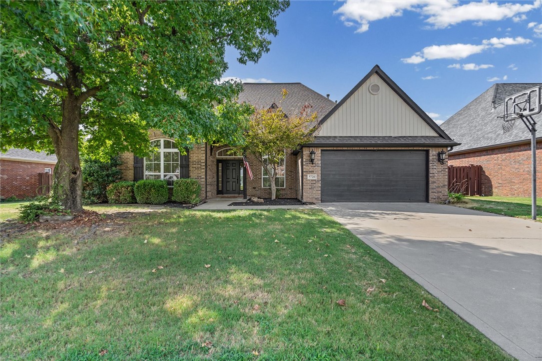 main property photo 9