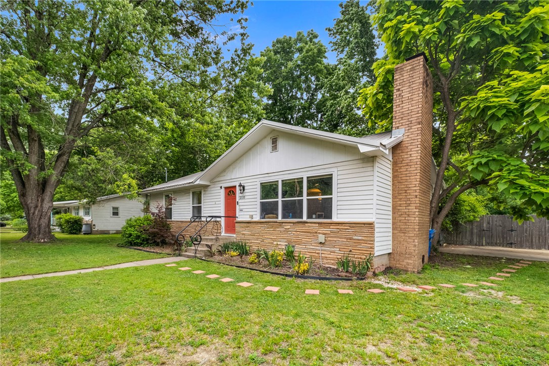 main property photo 2