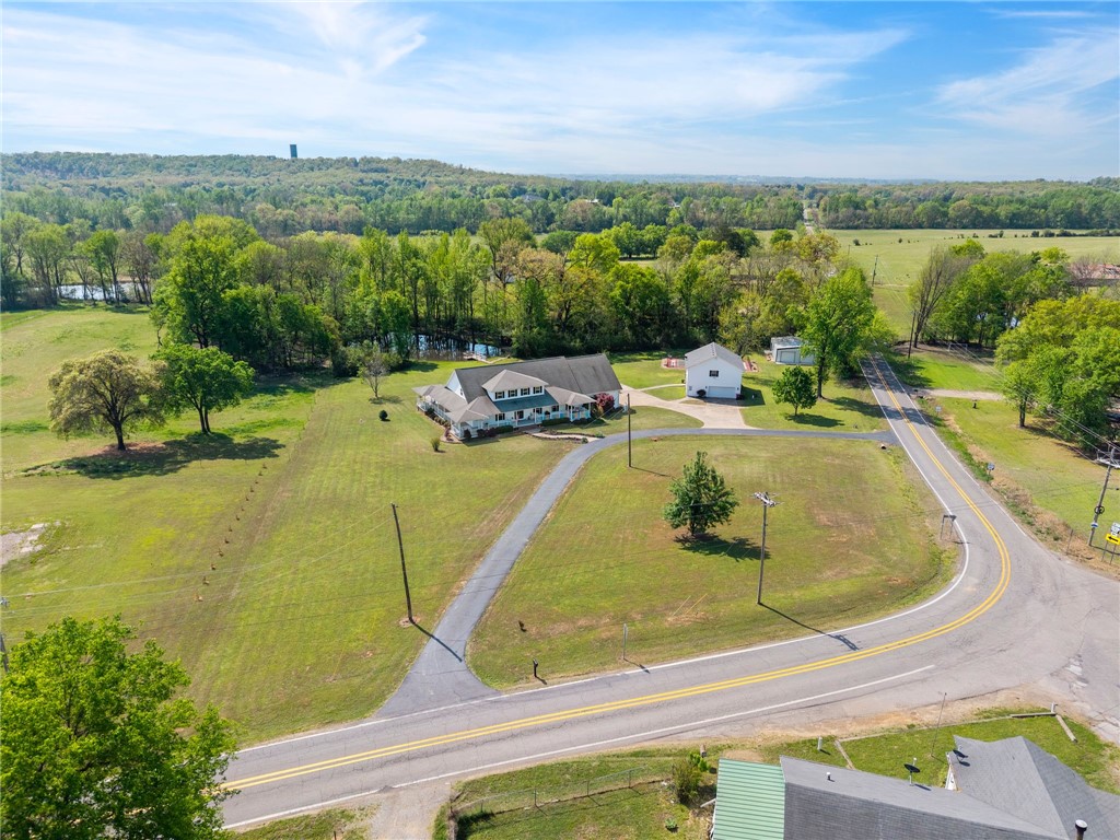 main property photo 8