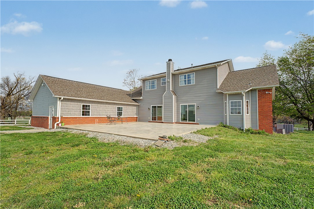 main property photo 9