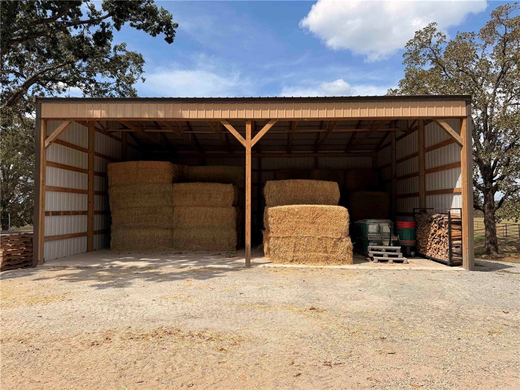 main property photo 45