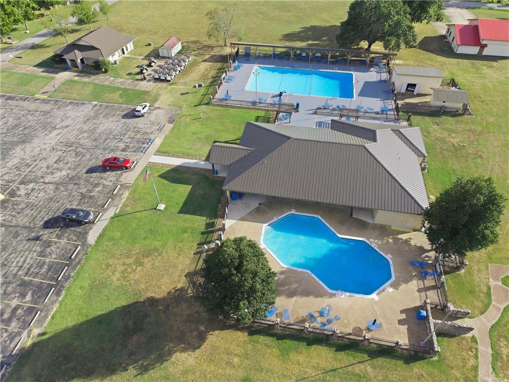 main property photo 19