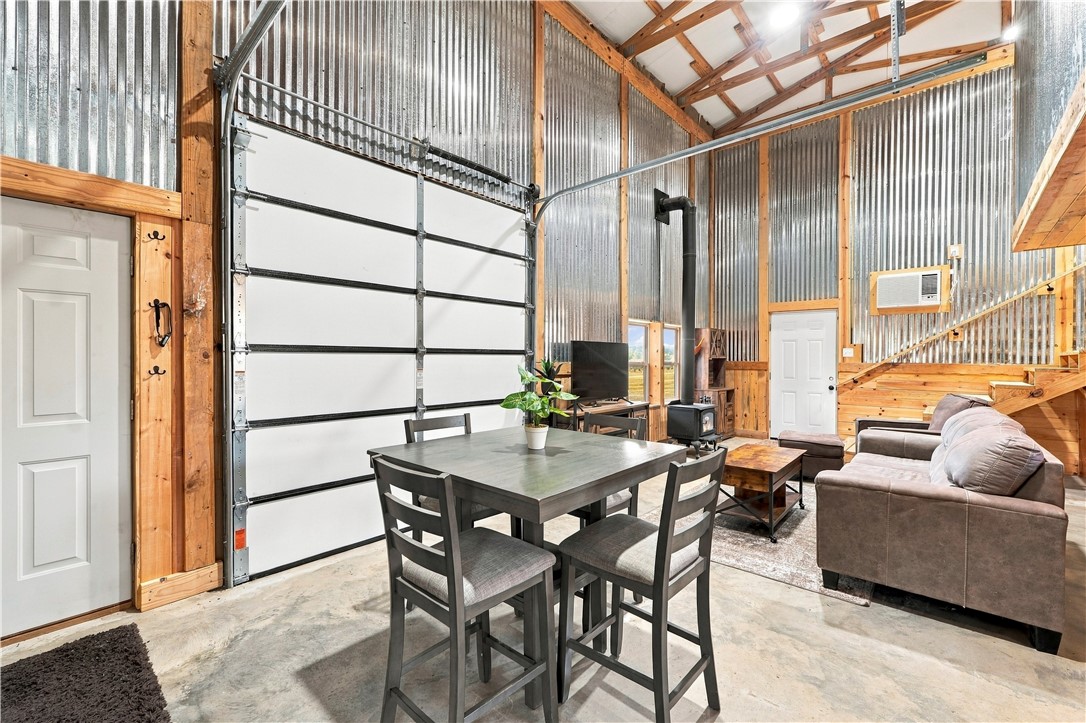 main property photo 51