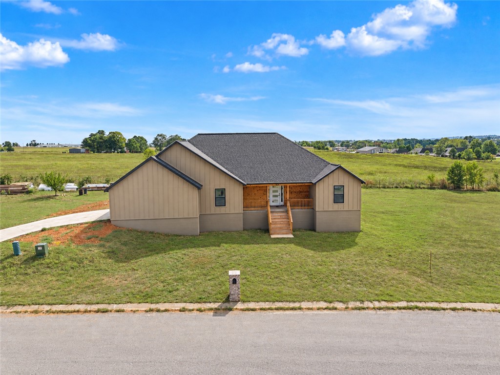 main property photo 17