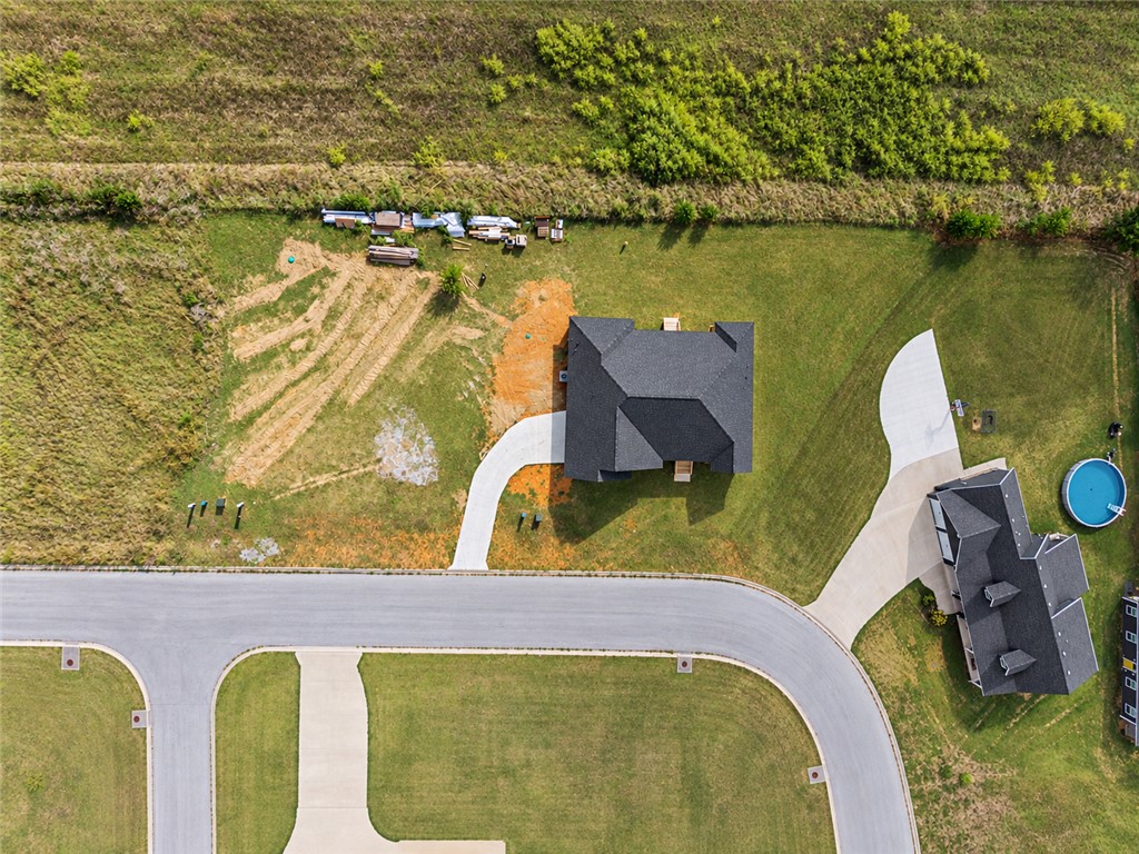 main property photo 19