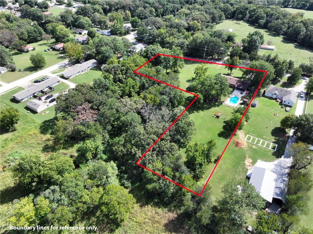 main property photo 40