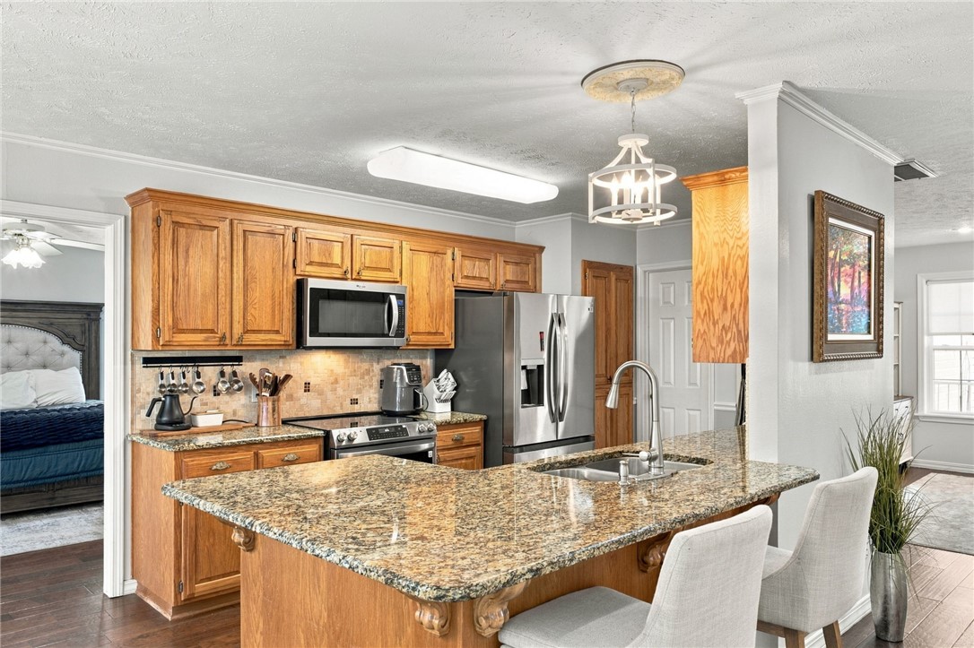 main property photo 26