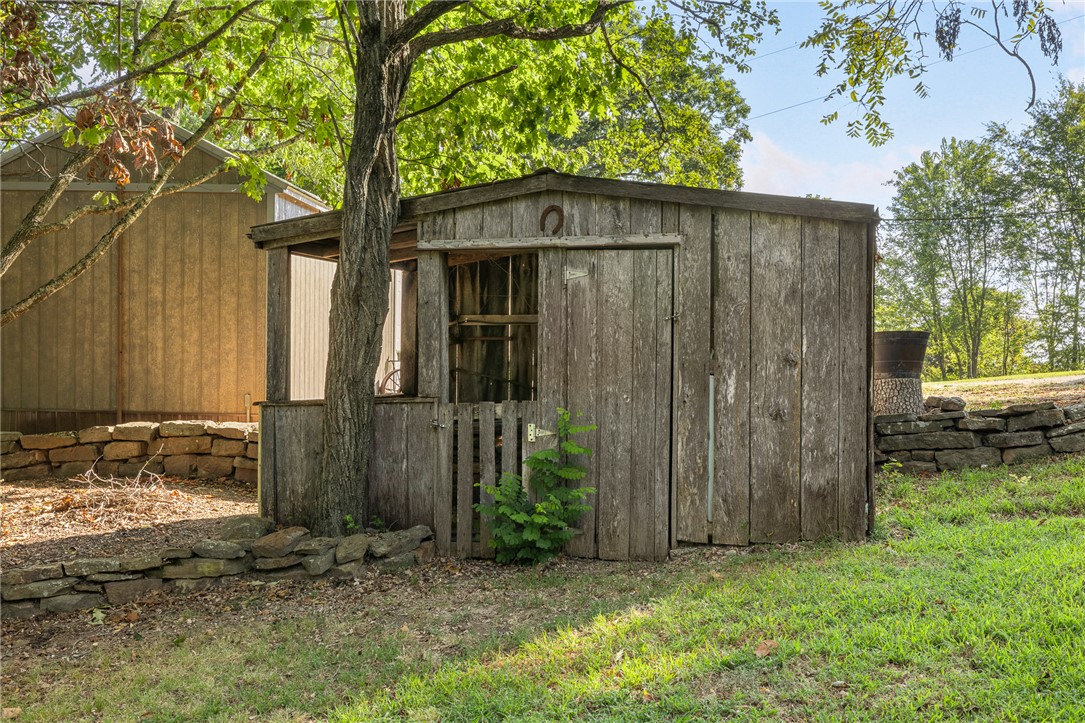 main property photo 16