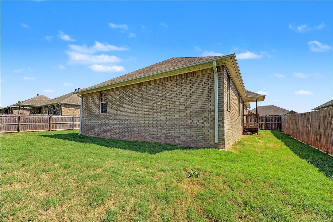 main property photo 22