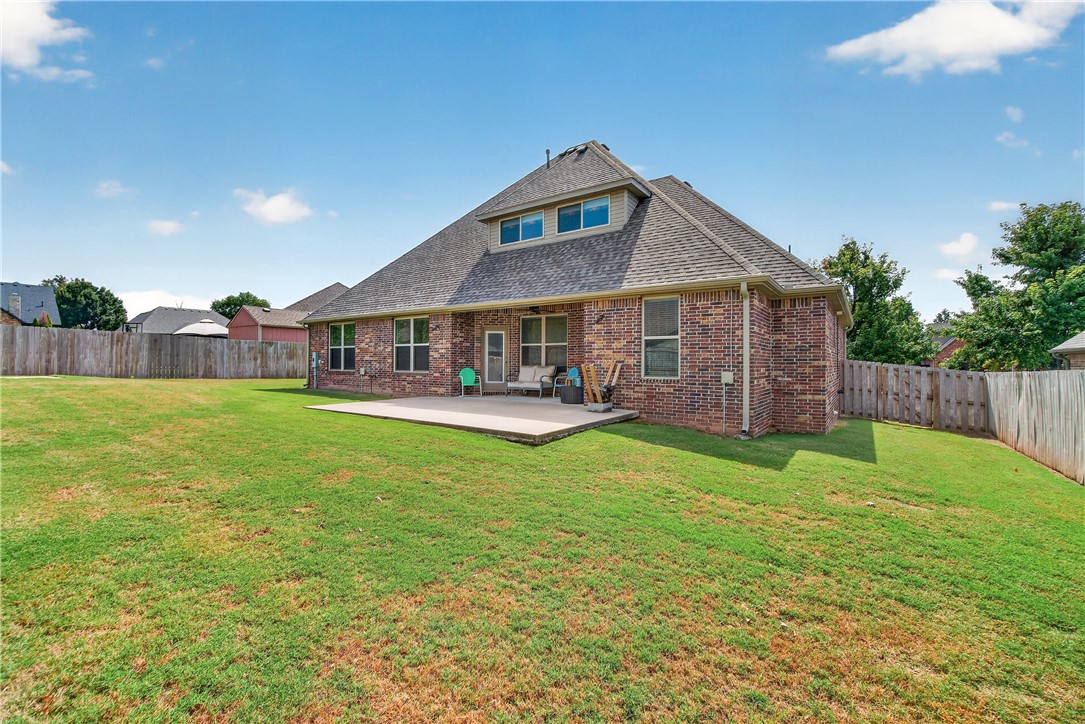 main property photo 30