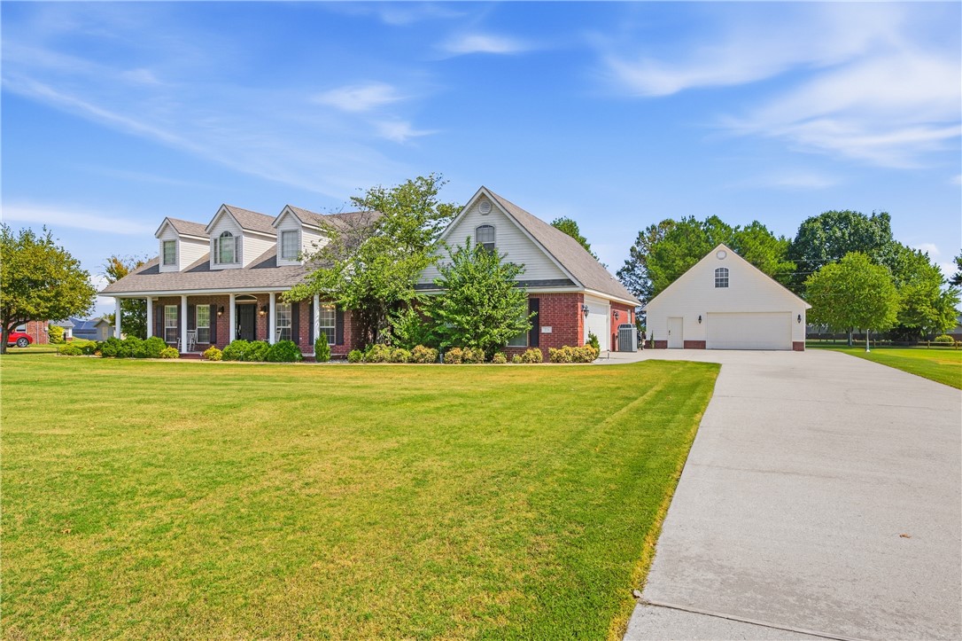 main property photo 28