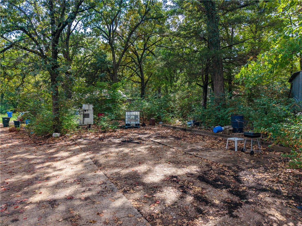 main property photo 18