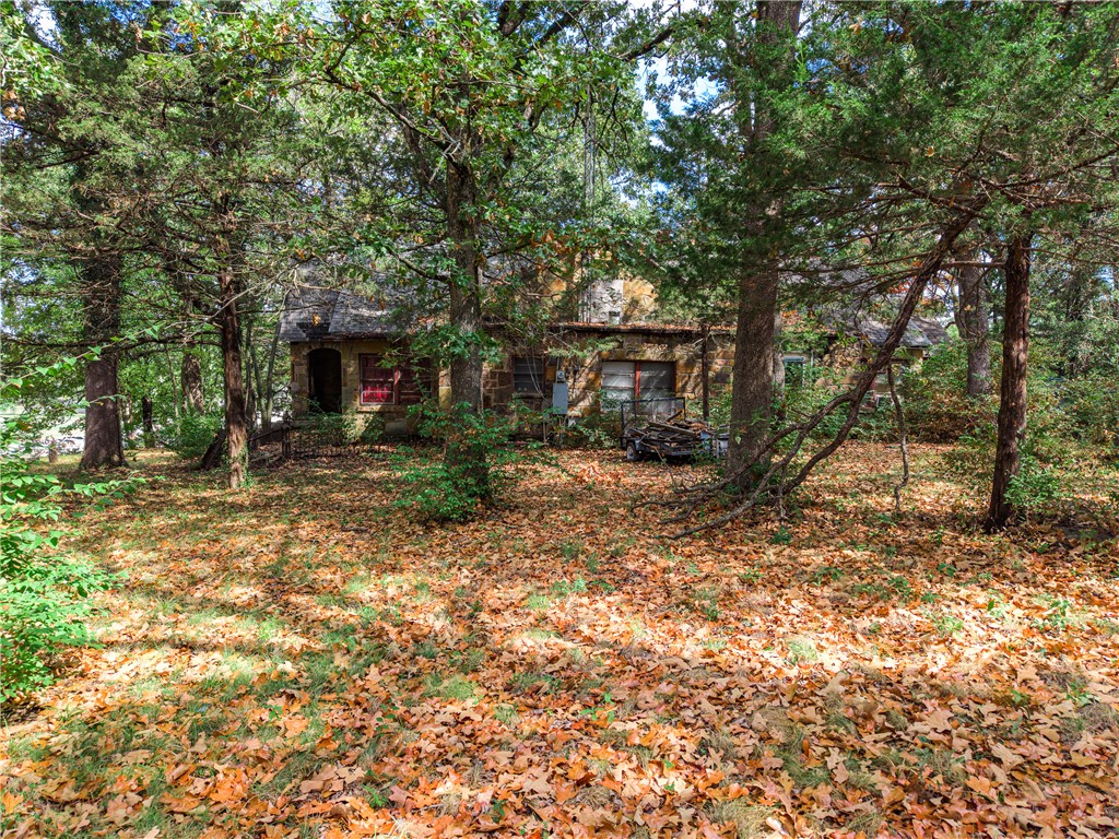 main property photo 23