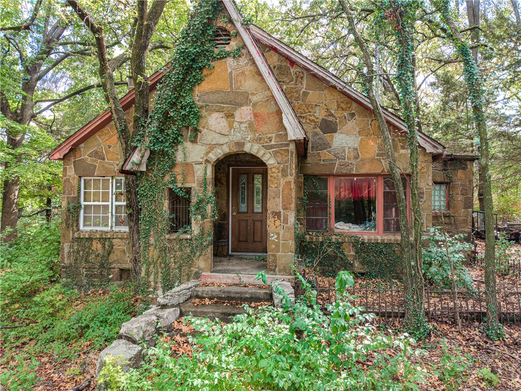 main property photo 3