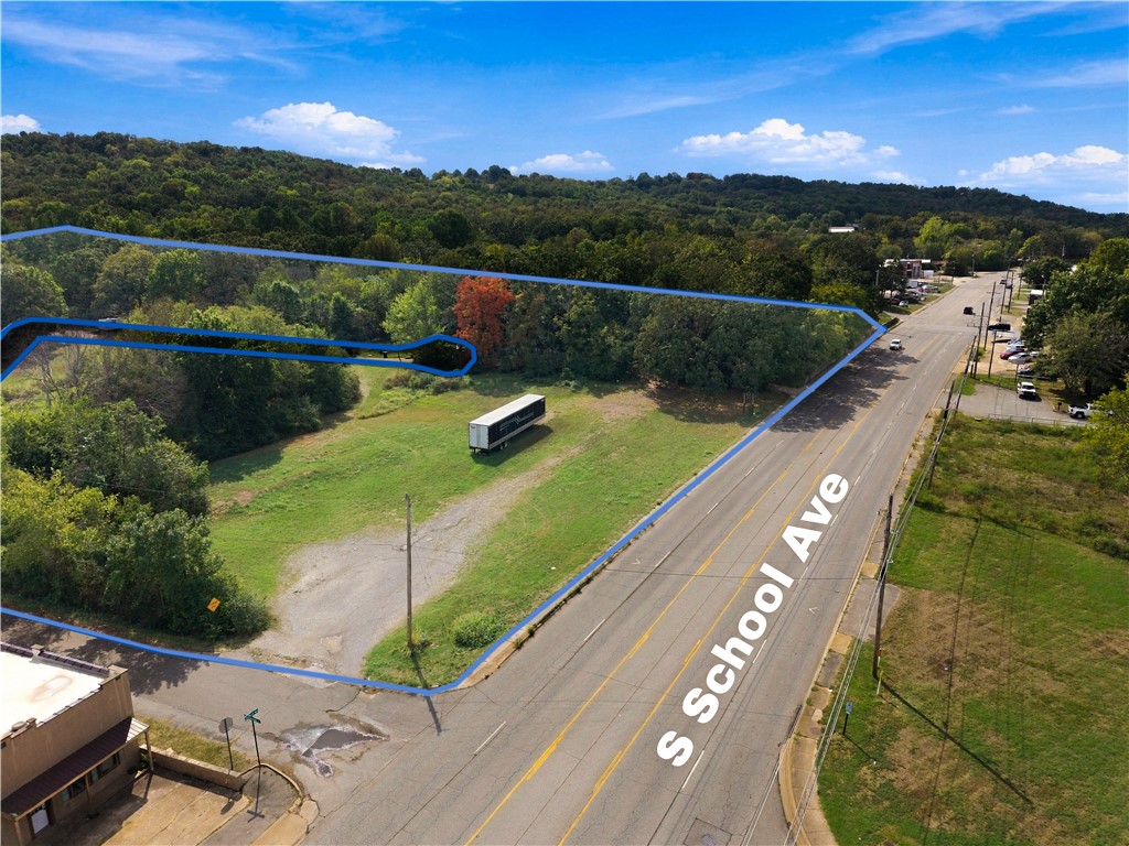 main property photo 9