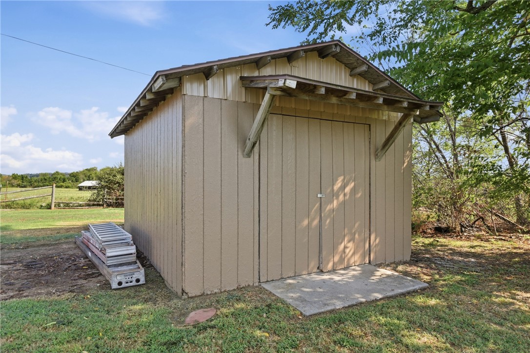 main property photo 31