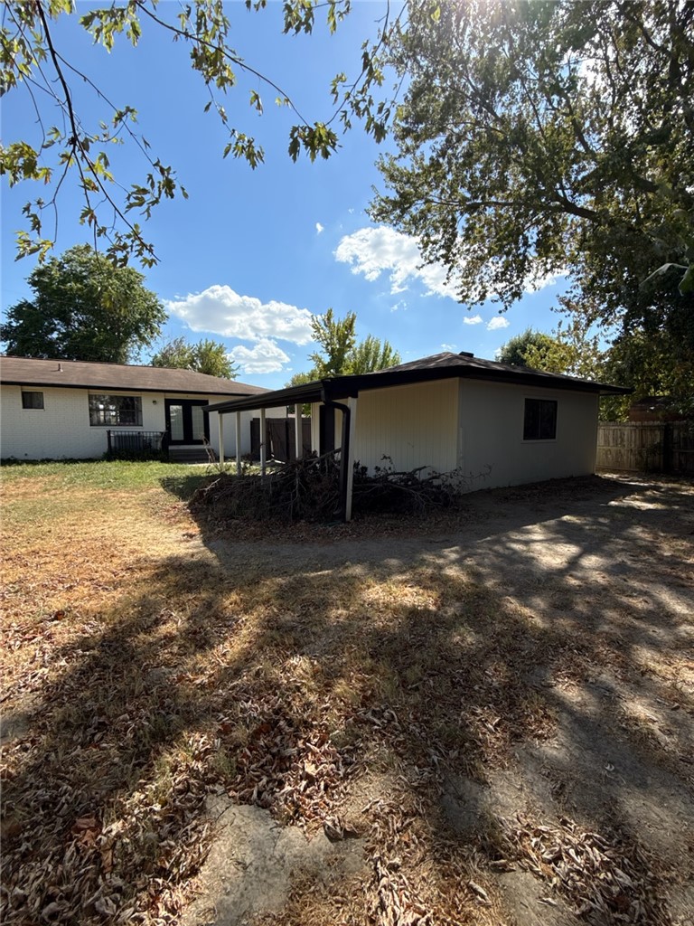 main property photo 18