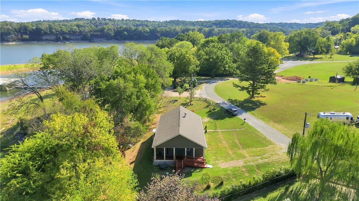 main property photo 34