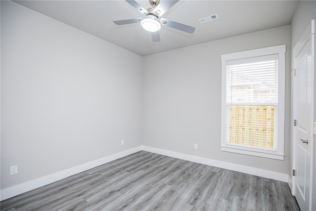 property viewer photo 14