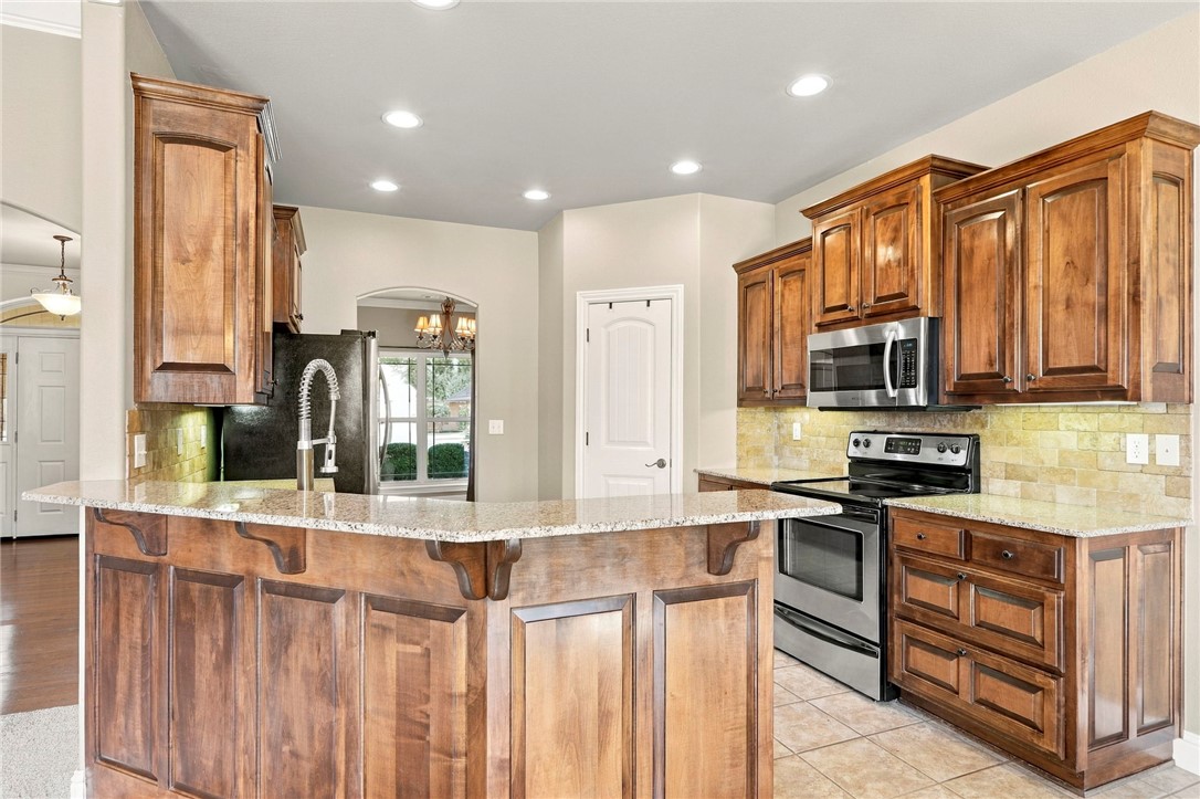 main property photo 5