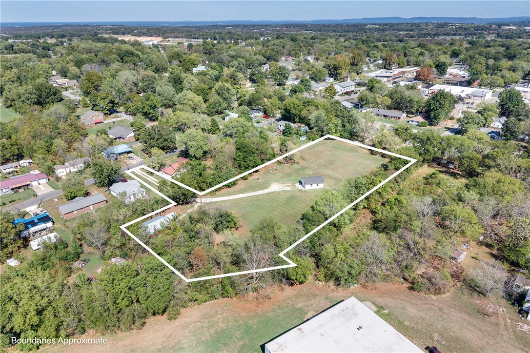 main property photo 9