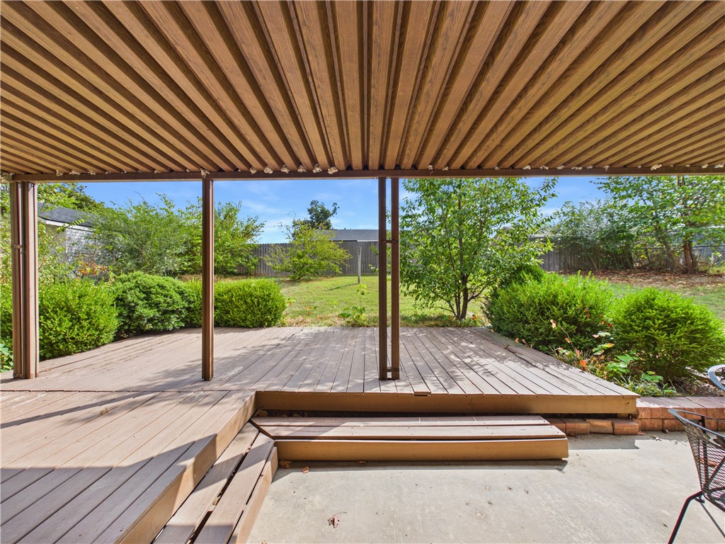 main property photo 34